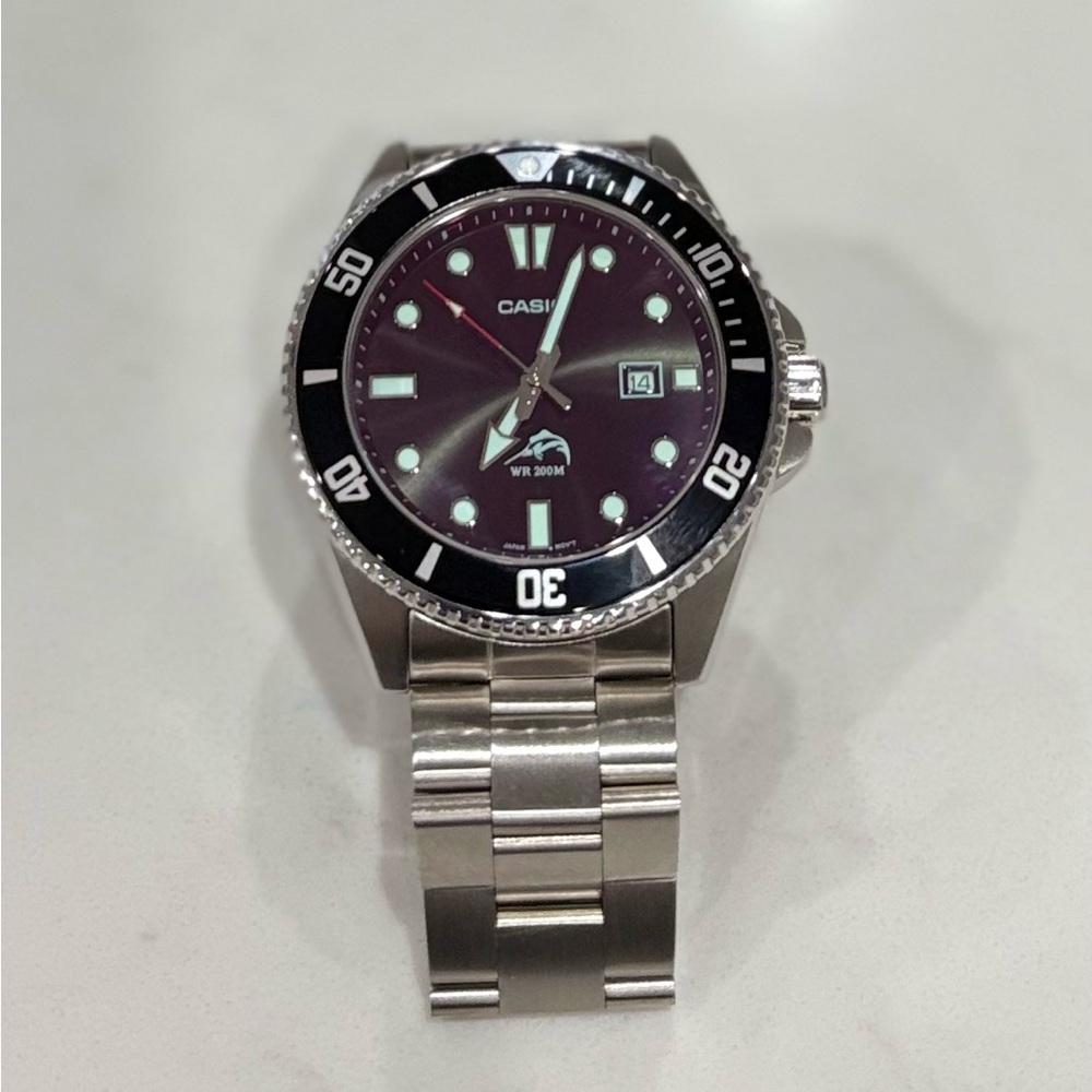 Casio Duro w/ sapphire red burst glass and oyster bracelet